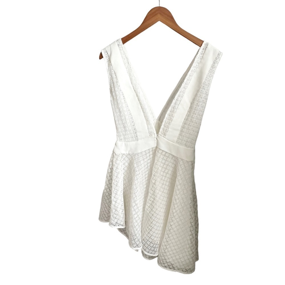 NWT Finders Keepers (Revolve Brand) Begin Lace Asymmetrical Hem Dress Small - Picture 9 of 9
